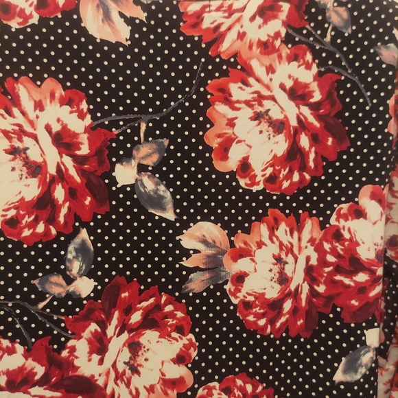 Diana Belle 3/4 Sleeve Floral Blouse size 3x - Picture 6 of 7